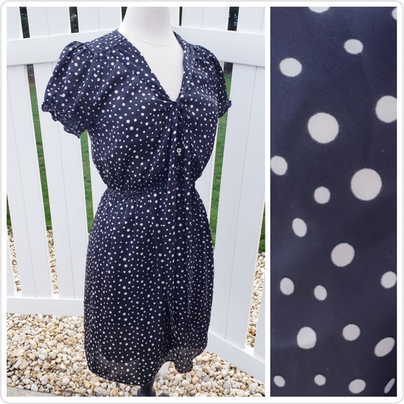 Max Studio Dresses & Skirts - 💋3/$20 SALE!💋 Max Studio White Polka Dot Dress